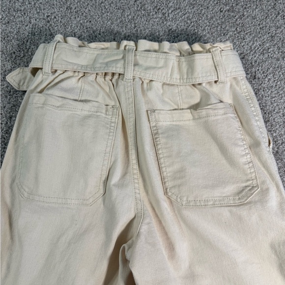 Like new! Time and Tru Cream Paperbag high waisted Waist Pants – Size 4 - Picture 2 of 6